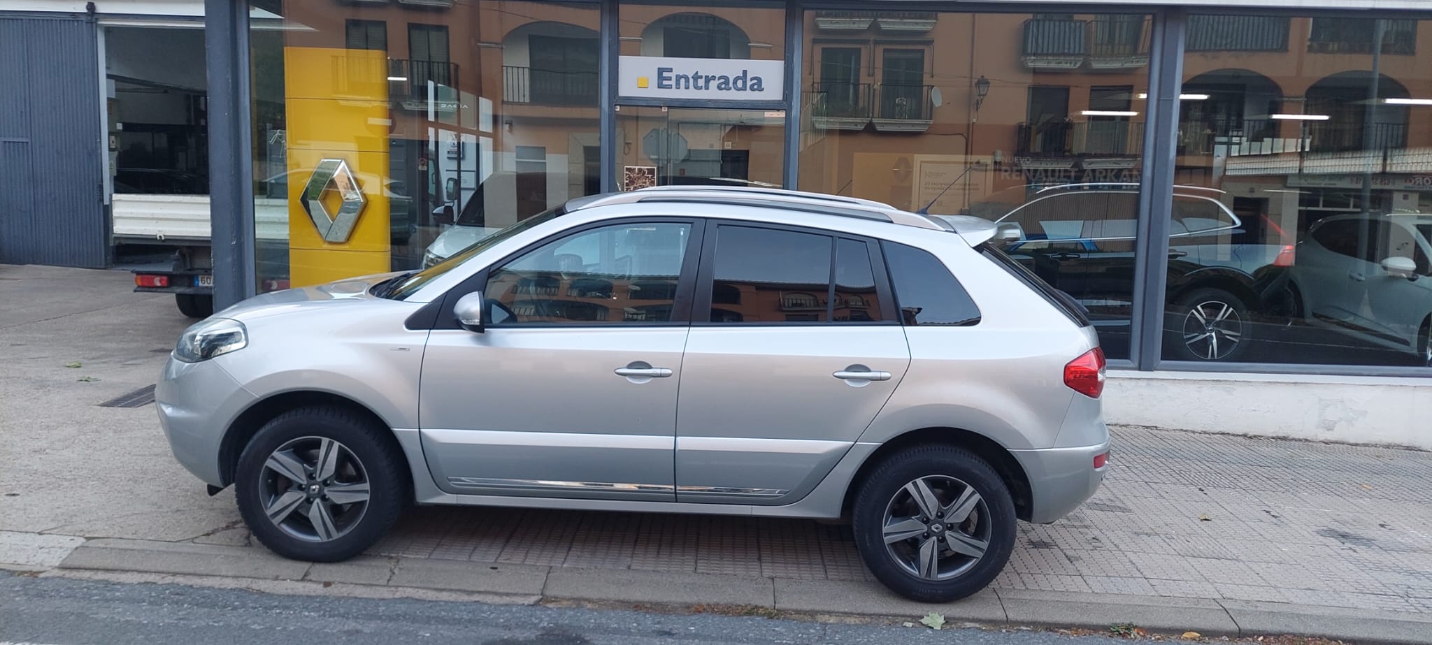 Renault Koleos 2.0 miniatura 2